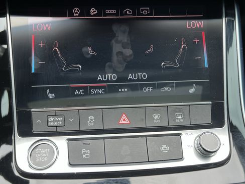 Used 2022 Audi Q7 3.0T Premium Plus AWD/4WD image 29