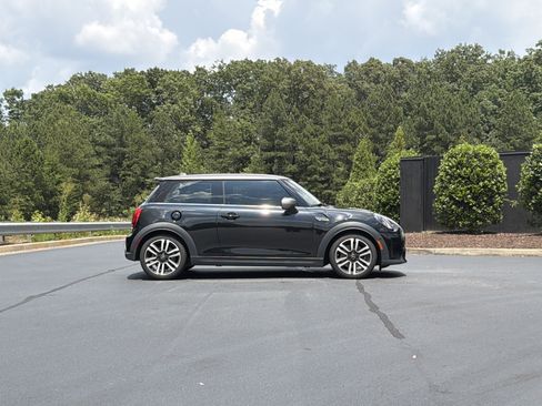 Certified 2023 MINI Cooper S FWD image 5