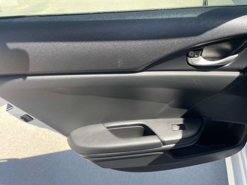 Used 2020 Honda Civic Sport image 15