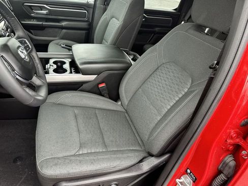 Used 2025 RAM 1500 Big Horn AWD/4WD image 15