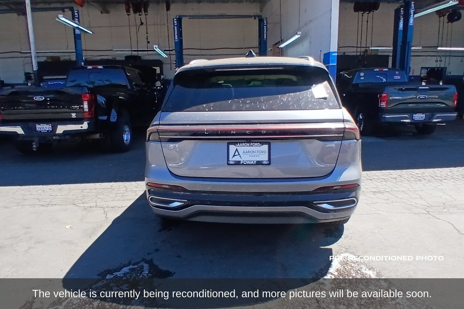 Used 2024 Lincoln Nautilus Black Label AWD/4WD image 7