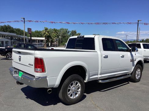 Used 2018 RAM 2500 Laramie AWD/4WD image 3