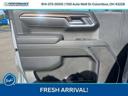 Used 2025 Chevrolet Silverado 1500 LT AWD/4WD image 11