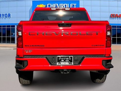 New 2026 Chevrolet Silverado 1500 Custom w/ Turbomax Blackout Package AWD/4WD image 4