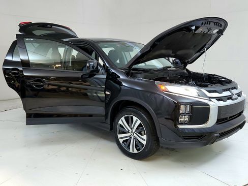 Used 2024 Mitsubishi Outlander Sport ES AWD/4WD image 9