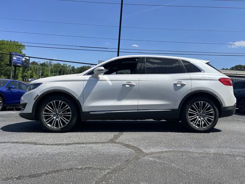 Used 2016 Lincoln MKX Reserve w/ Climate Package image 2