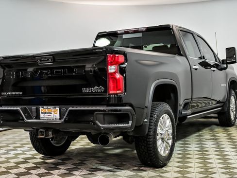 Used 2023 Chevrolet Silverado 3500 High Country image 7
