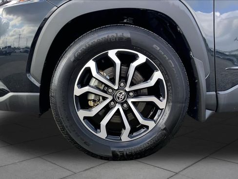 Used 2024 Toyota Corolla Cross AWD Hybrid image 11
