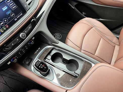 Used 2021 Buick Enclave Avenir w/ LPO, Floor Liner Package AWD/4WD image 19