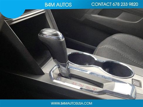 Used 2017 GMC Terrain SLE image 10