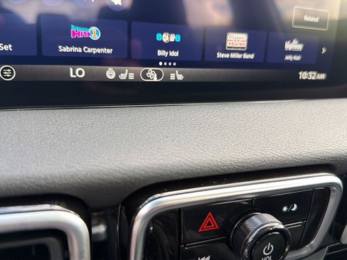 New 2026 Nissan Sentra SV w/ SV Convenience Package FWD image 25