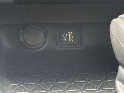 Used 2023 Toyota RAV4 LE FWD image 6