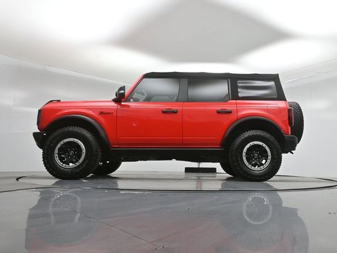 Certified 2021 Ford Bronco Badlands image 8