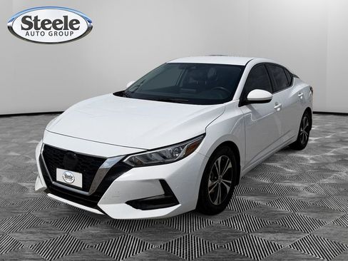 Used 2022 Nissan Sentra SV image 1