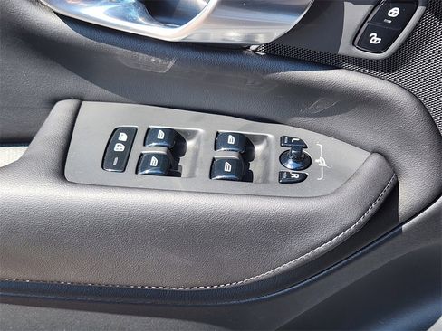 Used 2023 Volvo XC90 T8 Plus w/ Protection Package Premier image 4