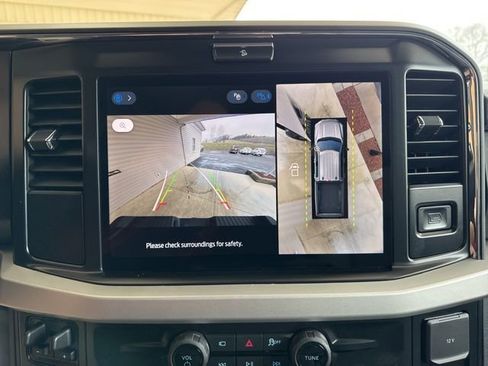 New 2026 Ford F350 XLT w/ XLT Premium Package AWD/4WD image 19