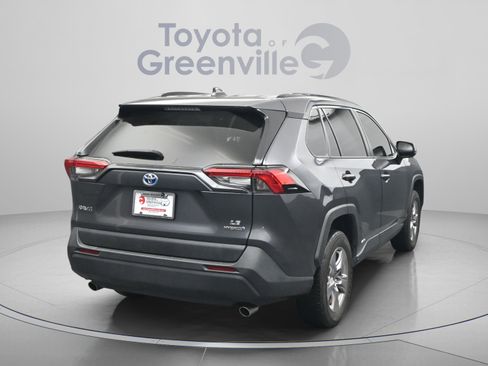 Used 2024 Toyota RAV4 LE image 15