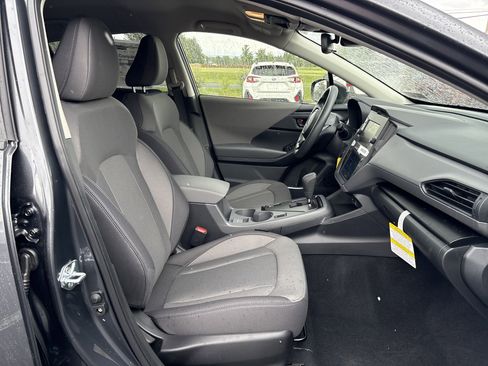 Used 2025 Subaru Crosstrek 2.0i image 9