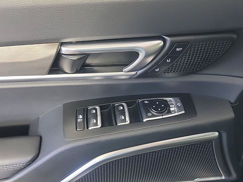 Used 2025 Kia Telluride SX X-Line AWD/4WD image 39