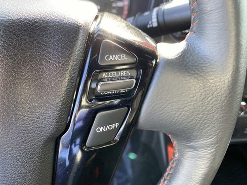 Used 2024 Nissan Frontier PRO-4X w/ Off-Road Protection Package AWD/4WD image 17