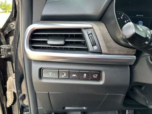 Used 2022 Kia Telluride SX w/ SX Prestige Package AWD/4WD image 17