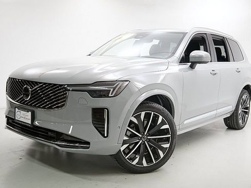 New 2026 Volvo XC90 B6 Plus w/ Protection Package Premier image 2