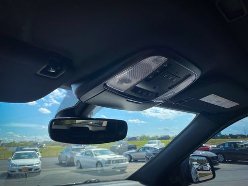 Used 2020 Jeep Grand Cherokee Altitude AWD/4WD image 18