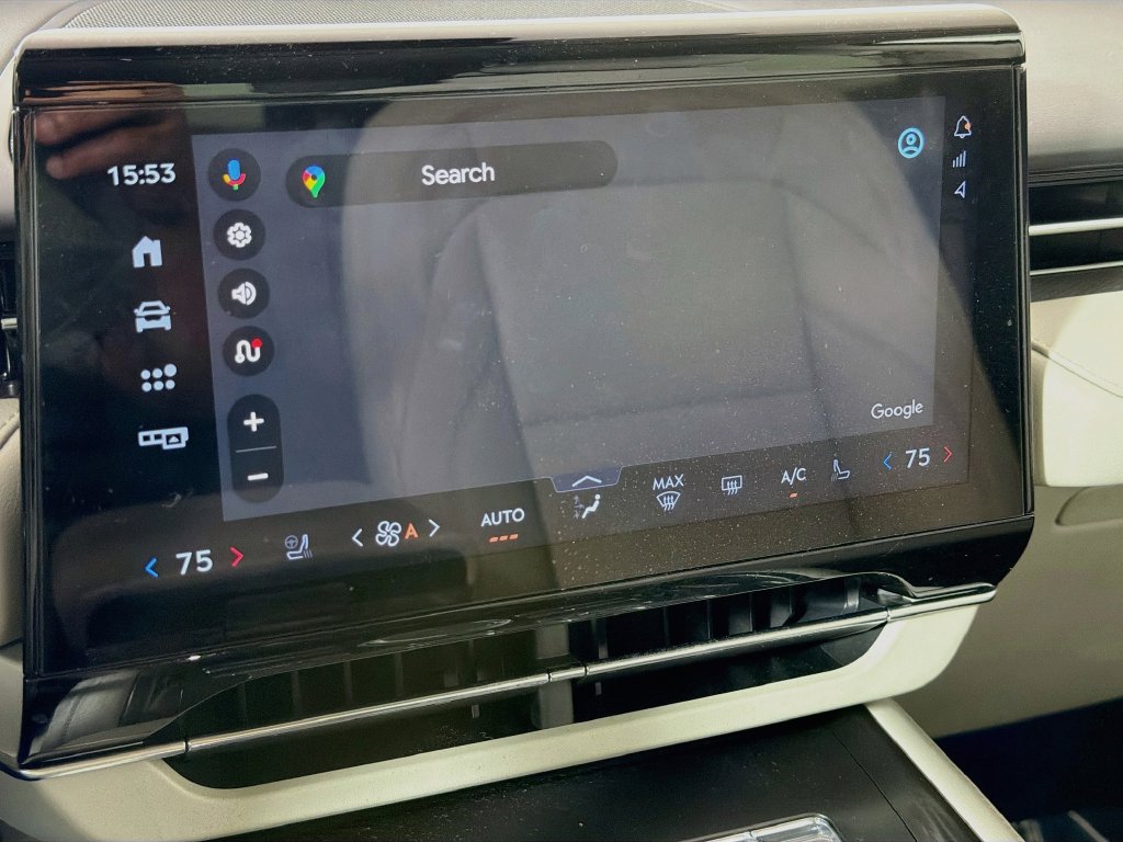 Used 2026 Lincoln Nautilus Premier AWD/4WD image 13