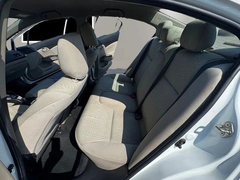 Used 2015 Honda Civic LX image 10