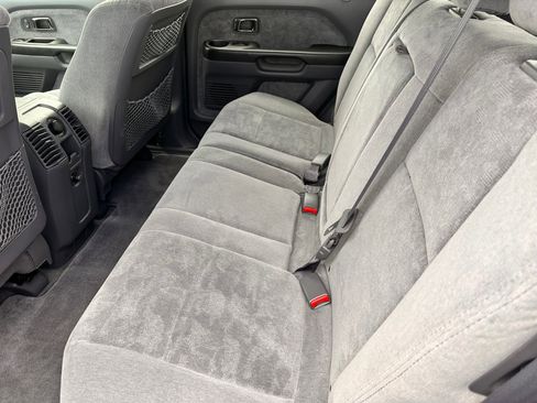 Used 2004 Honda Pilot EX image 6
