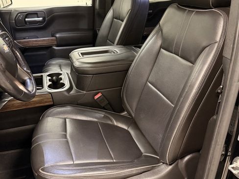 Certified 2019 Chevrolet Silverado 1500 High Country w/ Technology Package image 6