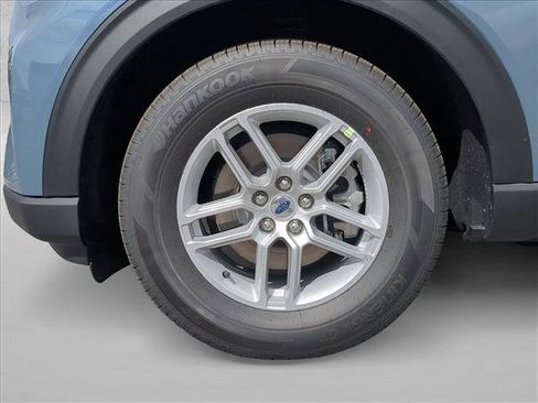 New 2026 Ford Explorer Active w/ Active Comfort Package RWD image 9
