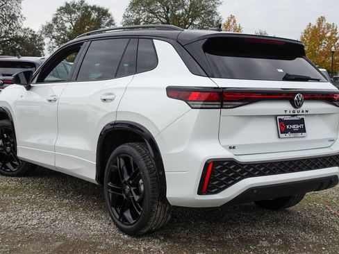 New 2026 Volkswagen Tiguan SE R-Line image 10