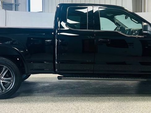Used 2018 Ford F150 XLT w/ Equipment Group 302A Luxury AWD/4WD image 7