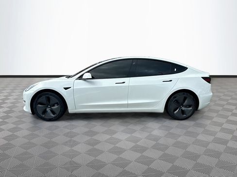 Used 2023 Tesla Model 3 Standard Range RWD image 4