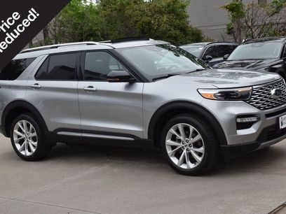 Used 2023 Ford Explorer Platinum w/ Technology Package
