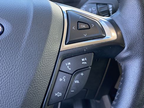 Used 2024 Ford Edge Titanium image 27