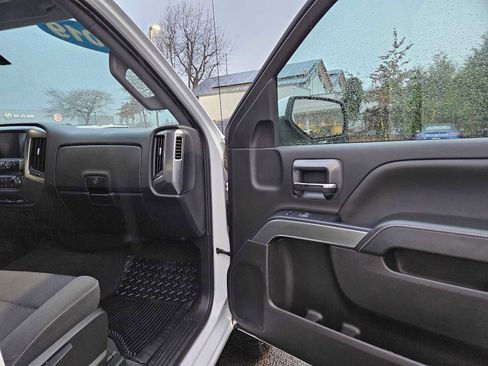 Used 2019 Chevrolet Silverado 1500 LT w/ All Star Edition image 10