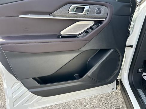 New 2026 Ford Explorer Platinum RWD image 10