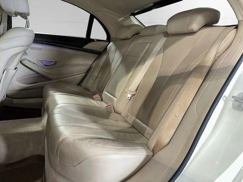 Used 2015 Mercedes-Benz S 550 Sedan image 19