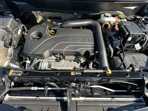 Certified 2024 Chevrolet Equinox Premier AWD/4WD image 10