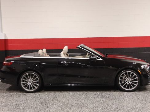Used 2021 Mercedes-Benz E 450 4MATIC Cabriolet image 7