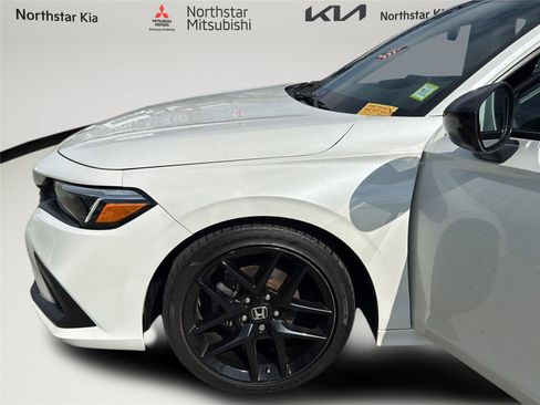 Used 2024 Honda Civic Sport image 29
