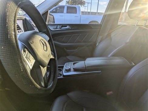 Used 2016 Mercedes-Benz GL 450 4MATIC image 7