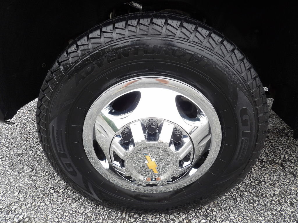 Used 2024 GMC Sierra 3500 Denali Ultimate AWD/4WD image 52