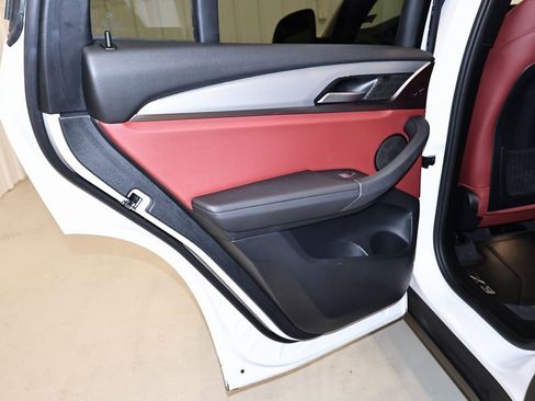 Used 2022 BMW X3 xDrive30i w/ Premium Package 2 (ZPA) image 15