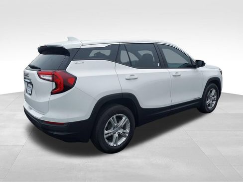 Used 2024 GMC Terrain SLE FWD image 5
