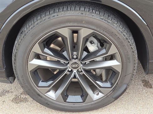 Used 2025 Audi Q7 3.0T Prestige w/ Prestige Package image 11