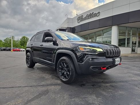 Used 2021 Jeep Cherokee Trailhawk w/ Sun, Sound & Nav Group AWD/4WD image 1