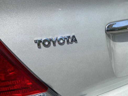Used 2005 Toyota Camry FWD image 21
